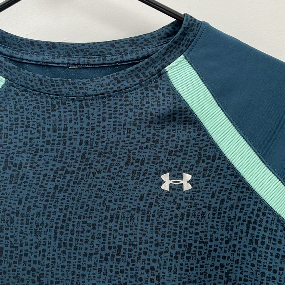 Under Armour HeatGear long sleeve shirt - Picture 2 of 4